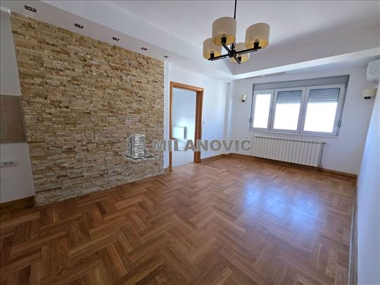 Nov jednoiposoban stan