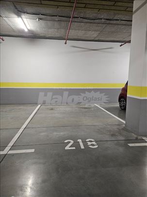 Parking mesto u naselju The One