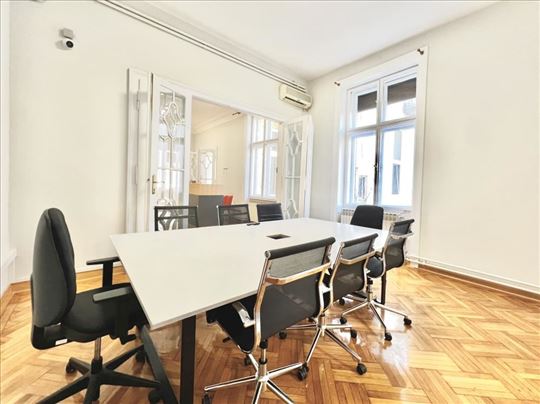 Poslovni prostor 250m2 Stari grad ID#2188