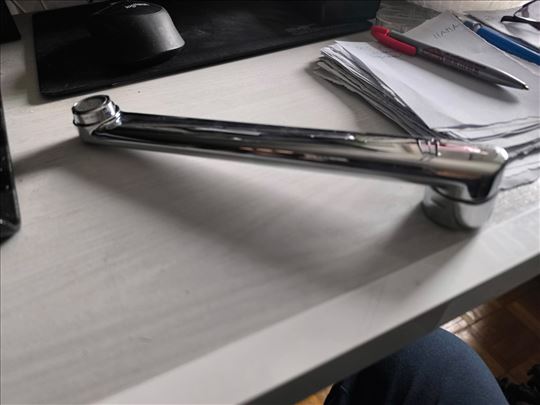 Slavina od baterije, 22.5 cm, nova