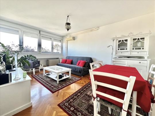 Stan 2.5 Vojvode Stepe kod Bioskopa ID#2370