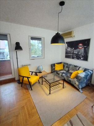 Top, Zvezdara, 2 sobe, terasa, parking, niski troš