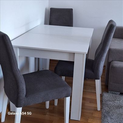 Trpezarijski set
