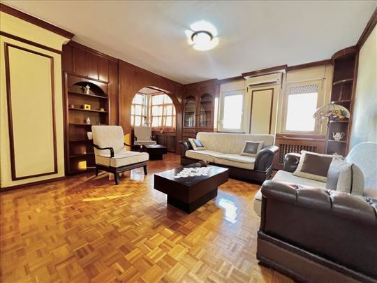 Vracar Stan 117m2 ID#2205