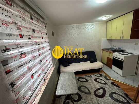 Autokomanda, duplex 30m2 1.5, odlična lokacija