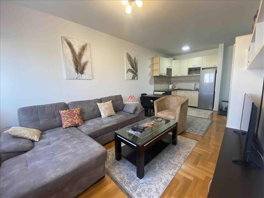 Dvoiposoban stan - 55m2 - Grbavica