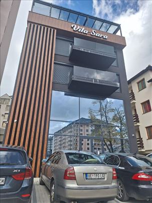 Izdaje se poslovni prostor na Zlatiboru 598m2 