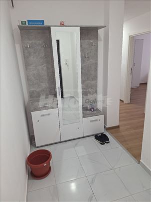 Izdaje se stan u Rumi velicine 69 m2 u novogradnji