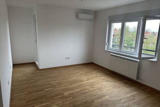 Izdajemo nov 3.0 stan sa garažom u Mirijevu, 67m2