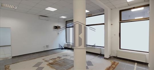 Kancelarije za izdavanje, 8 parking mesta, 233m2, 