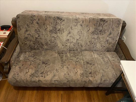 Kauč na razvlačenje