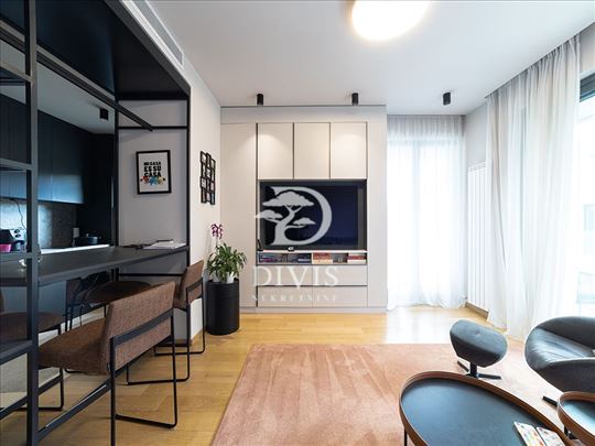 Luksuzan 3.5 stan u kompleksu Novi Dorćol,95m2