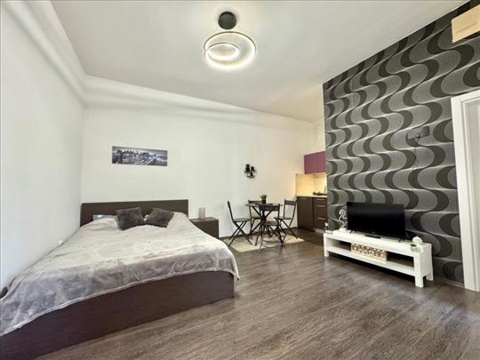 Odličan stan u centru grada ID#2398