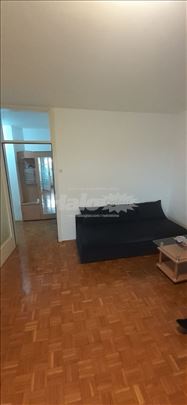 Prodajem stan u Borci