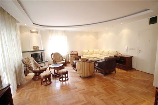 Prostran duplex, garaža, Lekino brdo, ID 9310