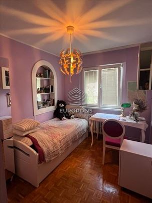 Renoviran, trosoban, Ivana Ribara, 78m2