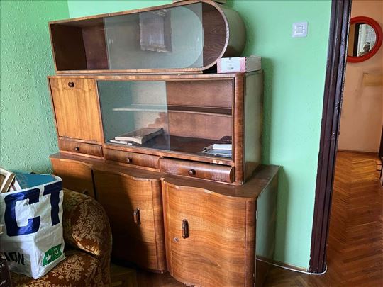 Starinski retro ormar