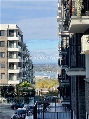 Sunnyville - Prodaje se fenomenalan 3,0 stan