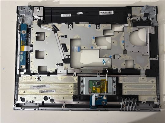 Toshiba M70-258 - Palmrest