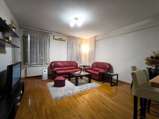 Udoban, perfektno uredan dvosoban stan