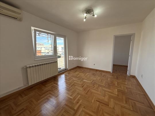 Vračar | 40 m² | Kalenić pijaca