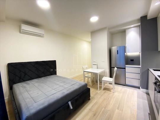 BW Metropolitan, sa pogledom na reku, namešten ID#