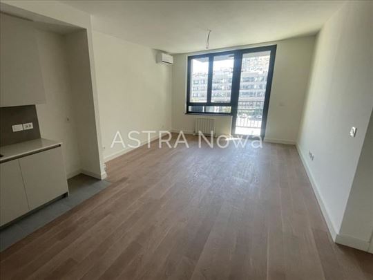 BW Quartet , 2.0 stan sa garažom