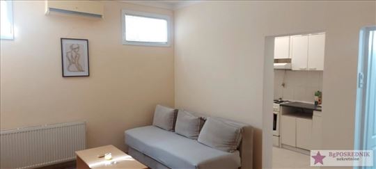 Čukarica, Julino brdo, Petra Lumbarde, 42m2