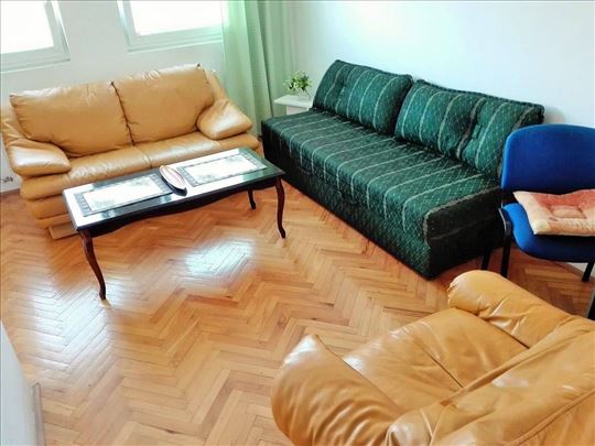 Izdaje se trosoban stan 60 m², Voždovac