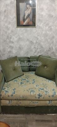 Izdajem sobu u Bloku 70