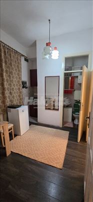 Jednosoban stan zasebni ulaz deo kuce