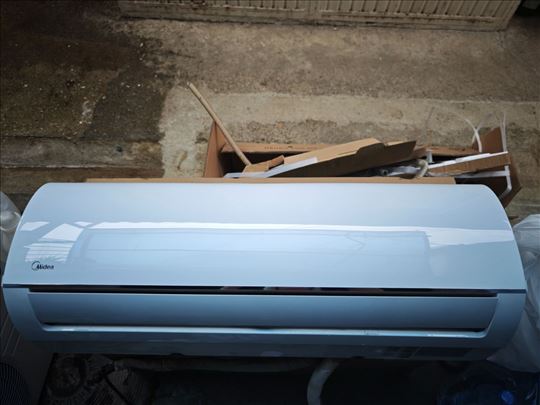 Klima Midea 12HRN1-QC2