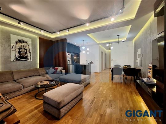 Kod Kluza, 74m2, VI, cg                           