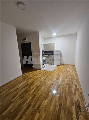 Nov, funkcionalan stan na Zrenjeninskom putu