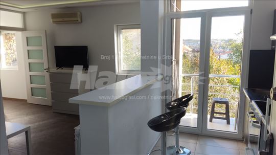 Nov, perfektan, mali troškovi, namešten, 32m2