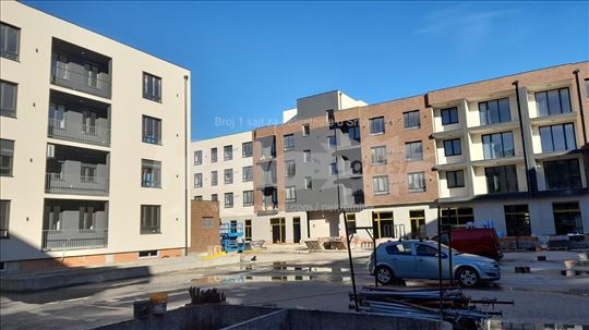 Petefi Sandora br 19 Atrium nov useljiv uskoro