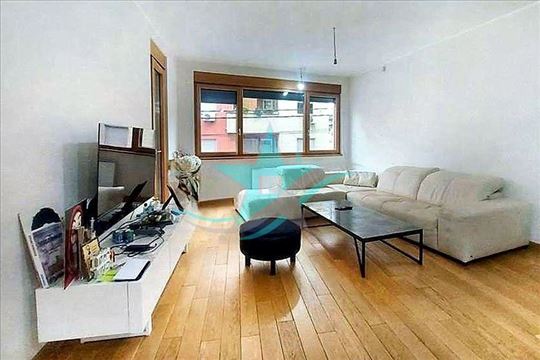 Prodaja 4,0  sa garažnim mestom u Žičkoj ID#1233