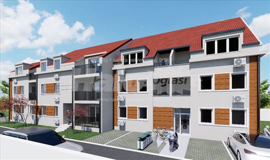 Stan 46m2+dvorište 25m2, 2.0, centar Surčina