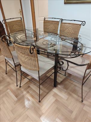 Sto i 6 stolica od kovanog gvožđa