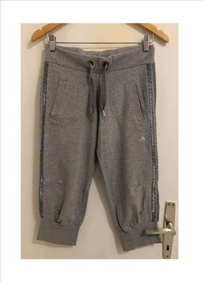 Adidas donji deo trenerke / bermude (S)