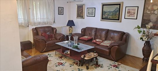 Arena, Blok 28, 4,0 sa garažom 