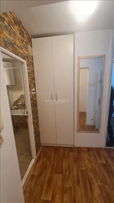 Bežanijska kosa 2 - jednoiposoban odmah useljiv! I