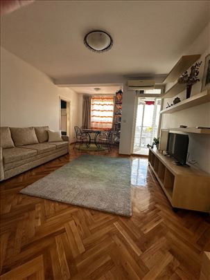 Dedinje, 2.0. terasa, parking