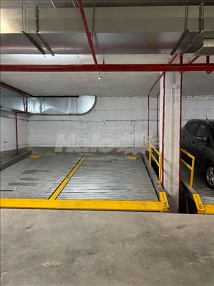 Garažno mesto - Primorska ulica