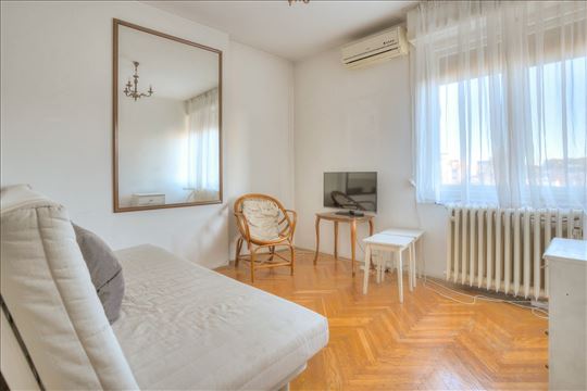 Jednosoban Kalenić-Nevesinjska 26m2