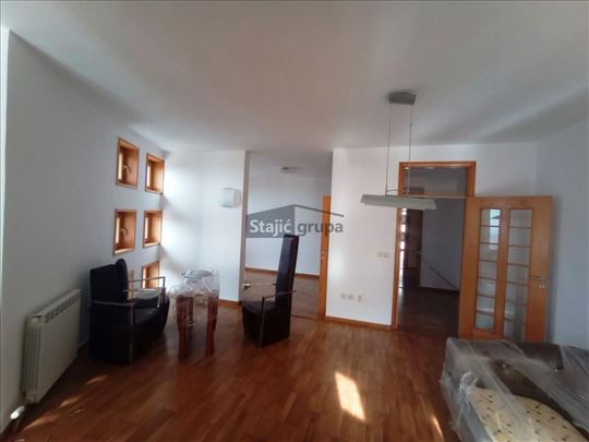 Lux, 5.0 Banovo brdo