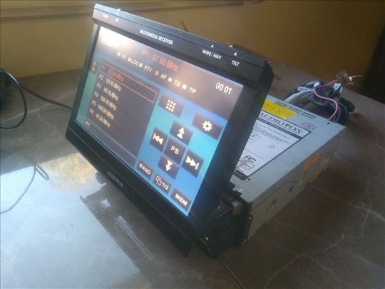 multimedija - audiovox - 7 inča - 1 din - preklop