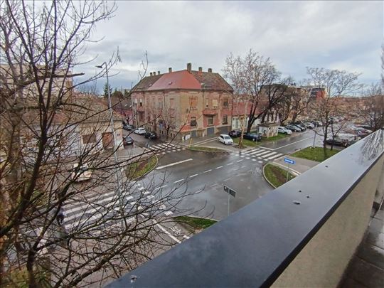 Centar, idealan prostor za posao od 55m2.