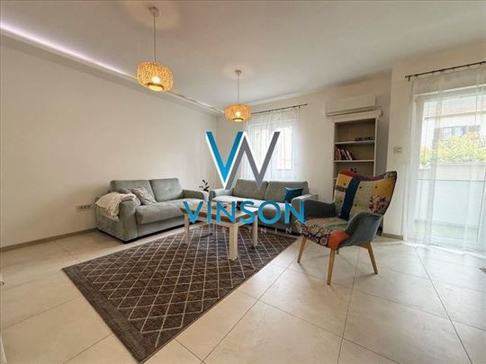 Novi Sad, Železnička stanica - Četvorosoban stan +