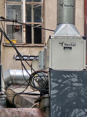 Prodajem profesionalnu ventilaciju za restorane